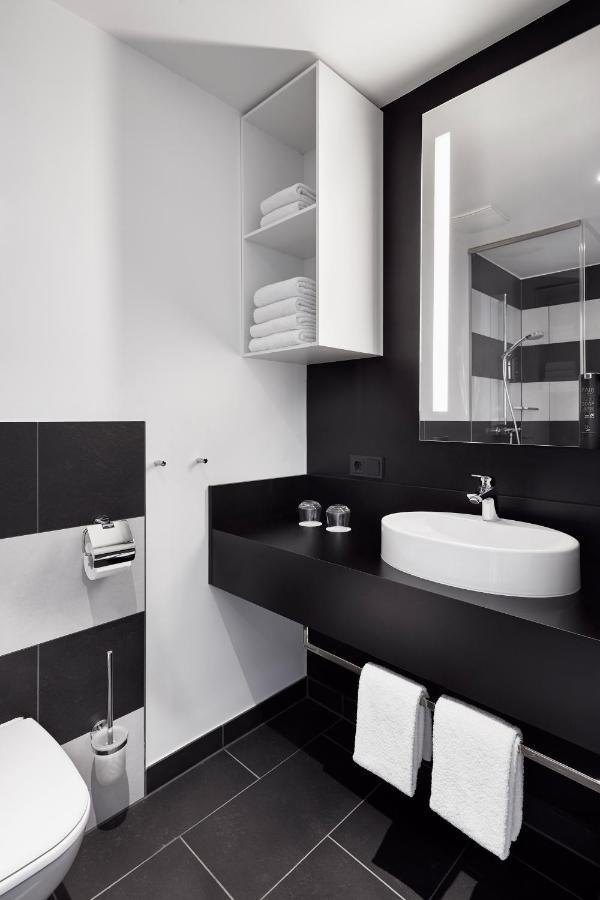 Legere Express Bielefeld Hotell Eksteriør bilde