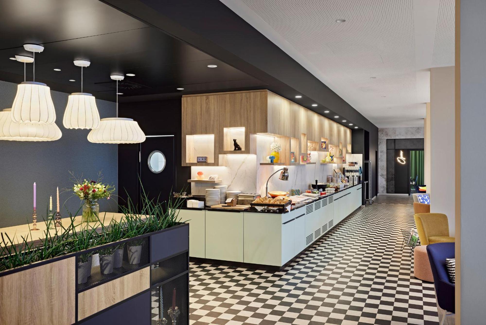 Legere Express Bielefeld Hotell Eksteriør bilde